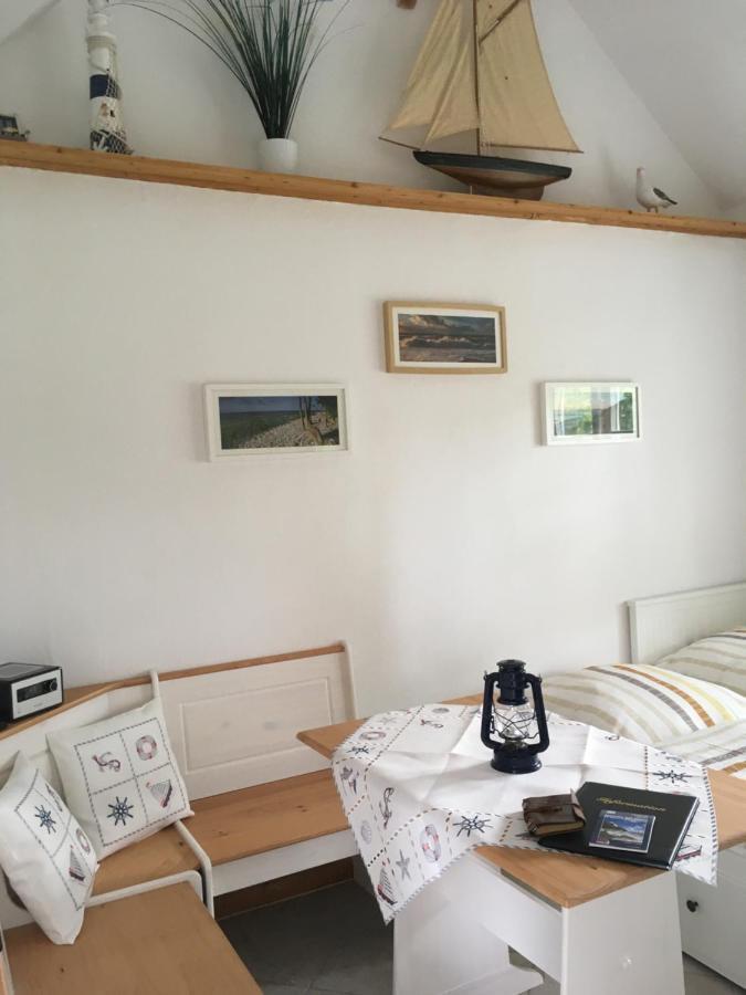 Ferienhaus Alte Schule Rambin Auf Ruegen Экстерьер фото